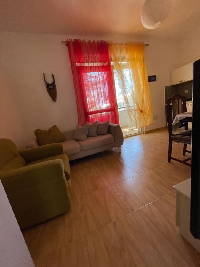 Vacation Home Dibra Velipoje Ngoại thất bức ảnh